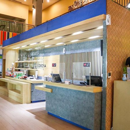 Cordia Hotel Surabaya Airport - Hotel Dalam Bandara - Formerly Ibis Budget Surabaya Airport Sidoarjo Eksteriør bilde