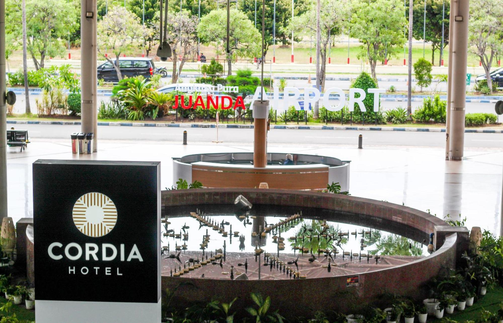 Cordia Hotel Surabaya Airport - Hotel Dalam Bandara - Formerly Ibis Budget Surabaya Airport Sidoarjo Eksteriør bilde