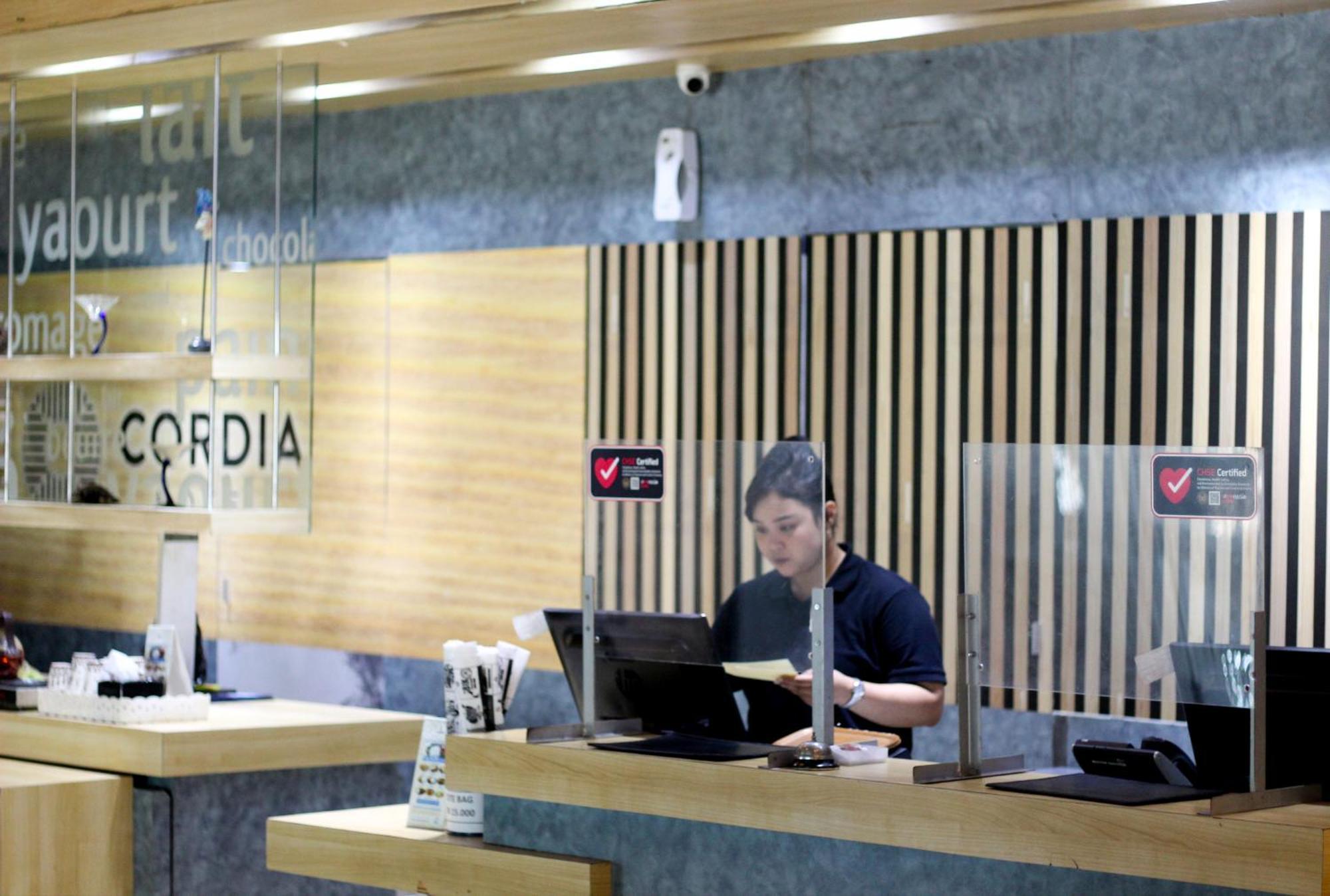 Cordia Hotel Surabaya Airport - Hotel Dalam Bandara - Formerly Ibis Budget Surabaya Airport Sidoarjo Eksteriør bilde