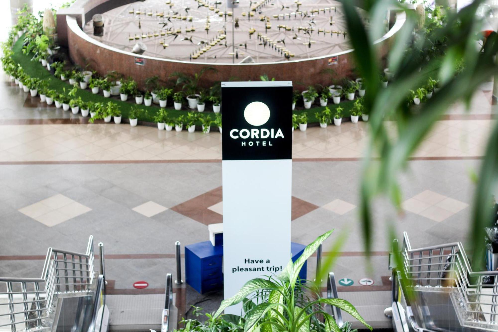 Cordia Hotel Surabaya Airport - Hotel Dalam Bandara - Formerly Ibis Budget Surabaya Airport Sidoarjo Eksteriør bilde