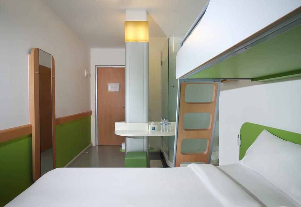 Cordia Hotel Surabaya Airport - Hotel Dalam Bandara - Formerly Ibis Budget Surabaya Airport Sidoarjo Eksteriør bilde