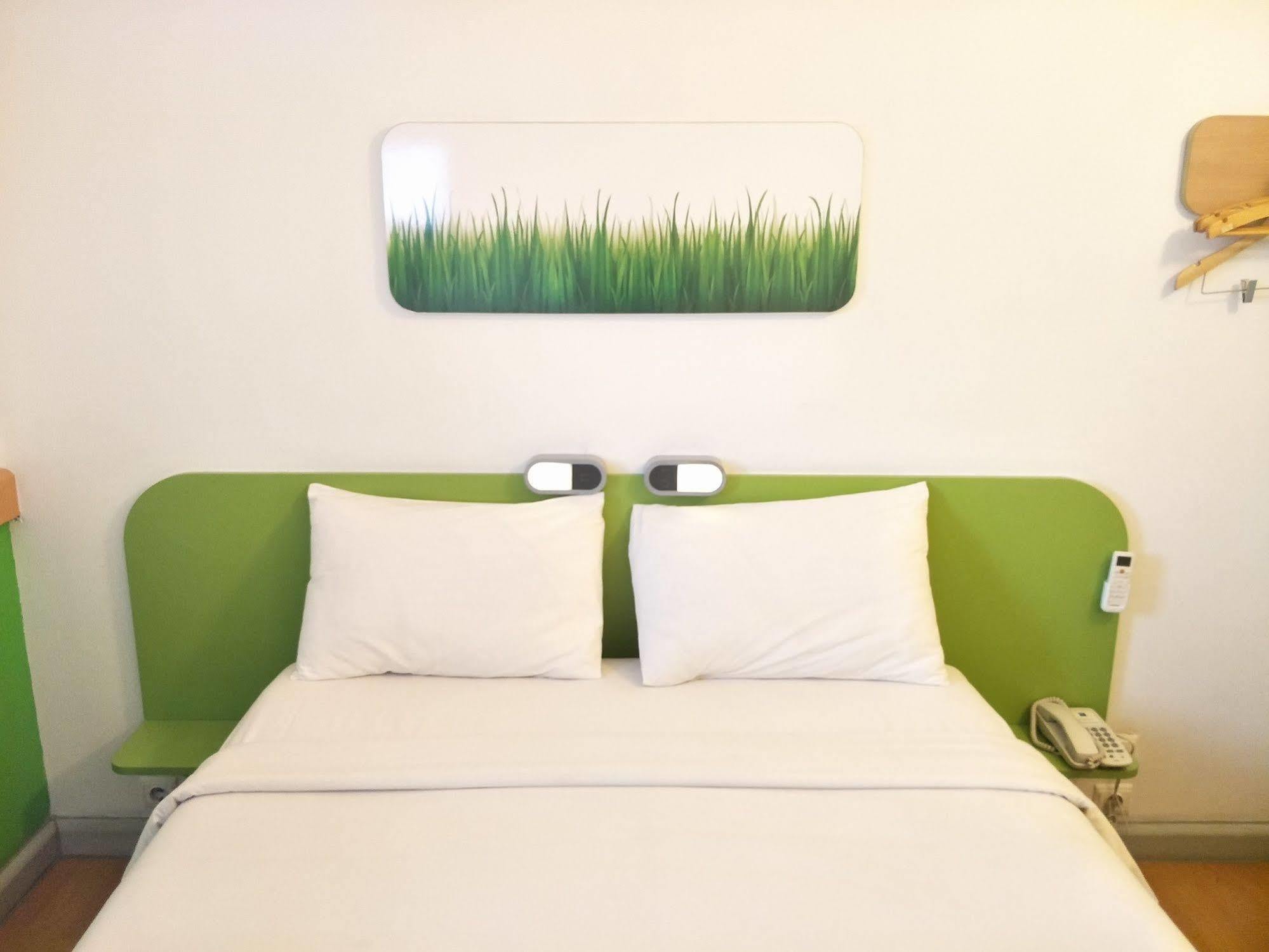 Cordia Hotel Surabaya Airport - Hotel Dalam Bandara - Formerly Ibis Budget Surabaya Airport Sidoarjo Eksteriør bilde